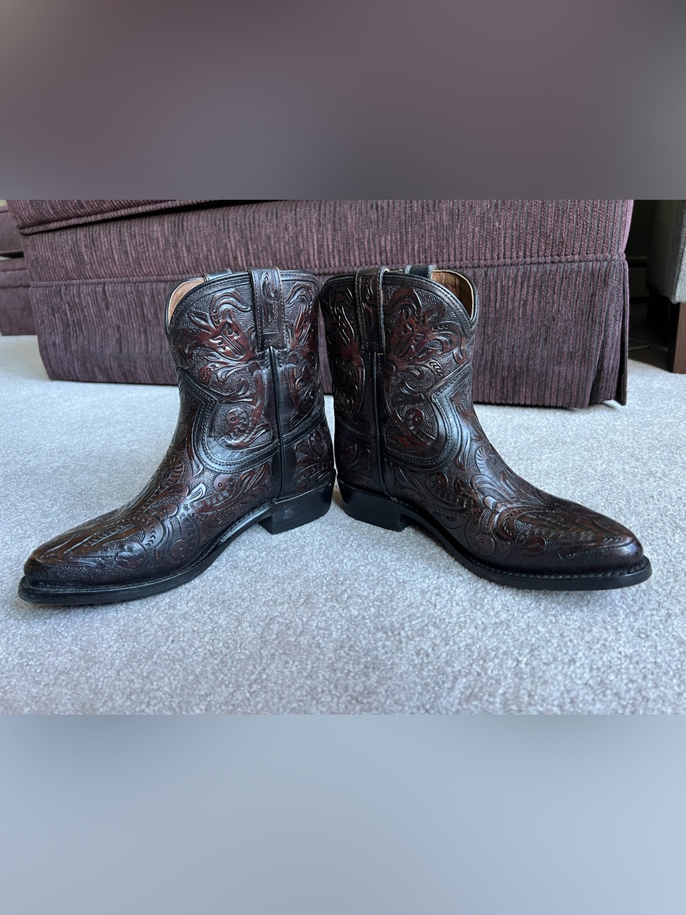 Price is firm- Frye 7 tooled western cowboy cowgirl ankle boots - Picture 10 of 10